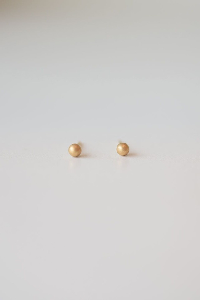 K18yg ドットピアス ( マット) / 3mm