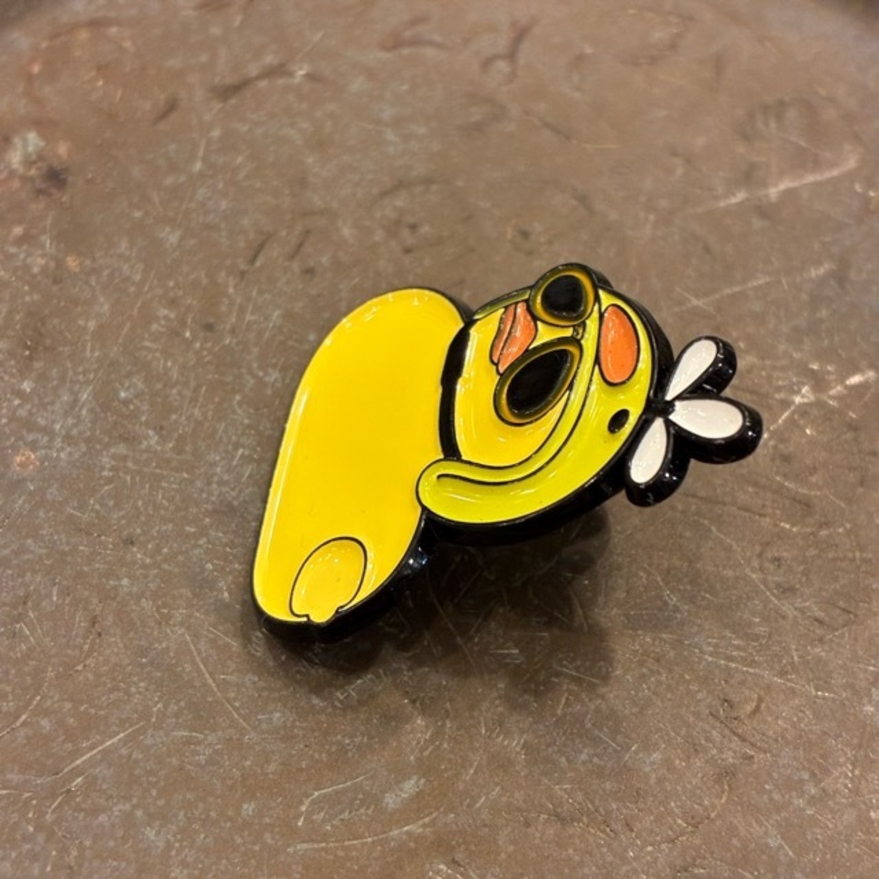 TOPANGA Jewelry Pin Brooch Propeller Helmet Duck　ピンブローチ　プロペラヘルメットのアヒル　帽子　ジャケット　バッグ　ギフト　プレゼント