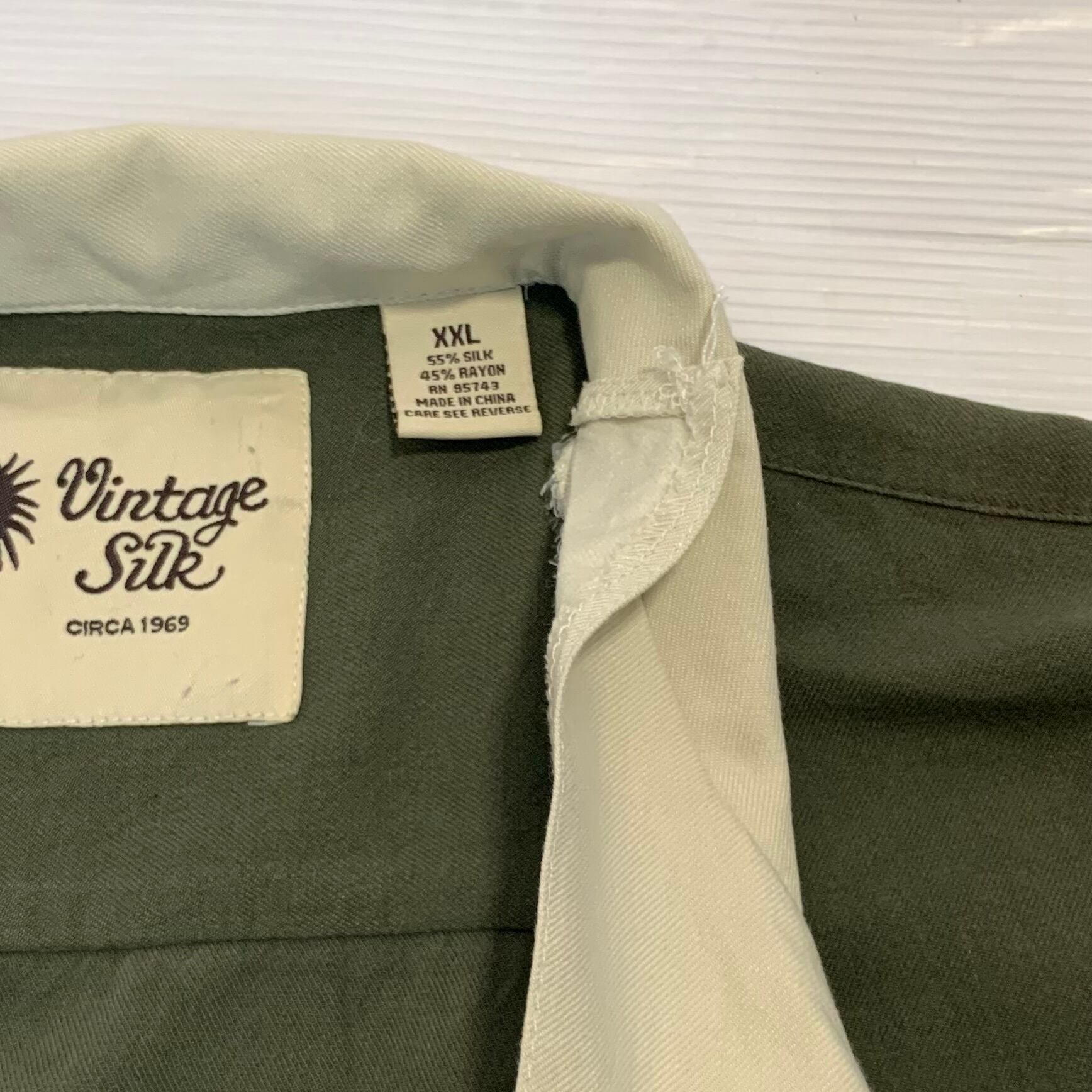 ヴィンテージ シルク100% キューバシャツ 大きい2XLサイズ相当 ヴィンテージ キューバシャツ ラインシャツ 2XL相当 ポケット4つ