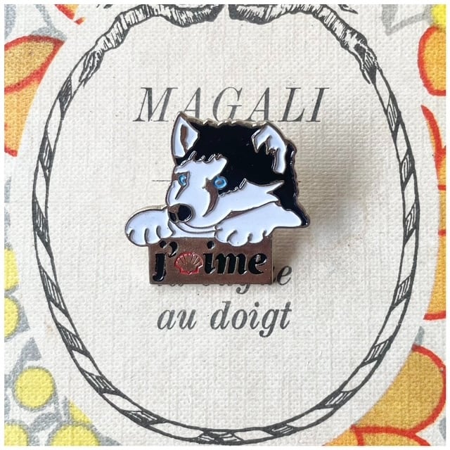 フランス ヴィンテージ ピンバッジ ピンズ SHELL J'aime 犬 シベリアン