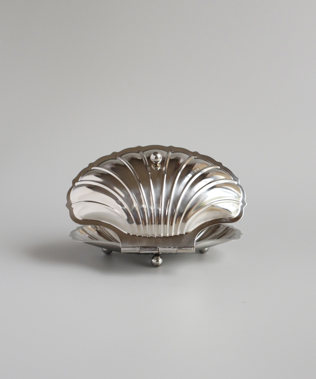 メタルシェルトレイ