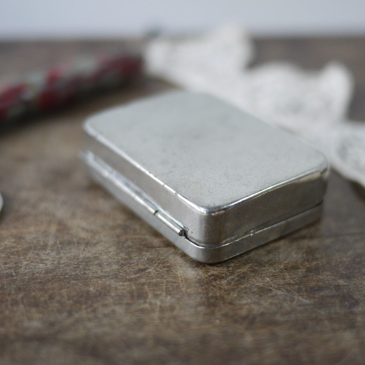 日本 ライオン歯磨き粉缶 LION TOOTH PASTE | こりすのパン屋