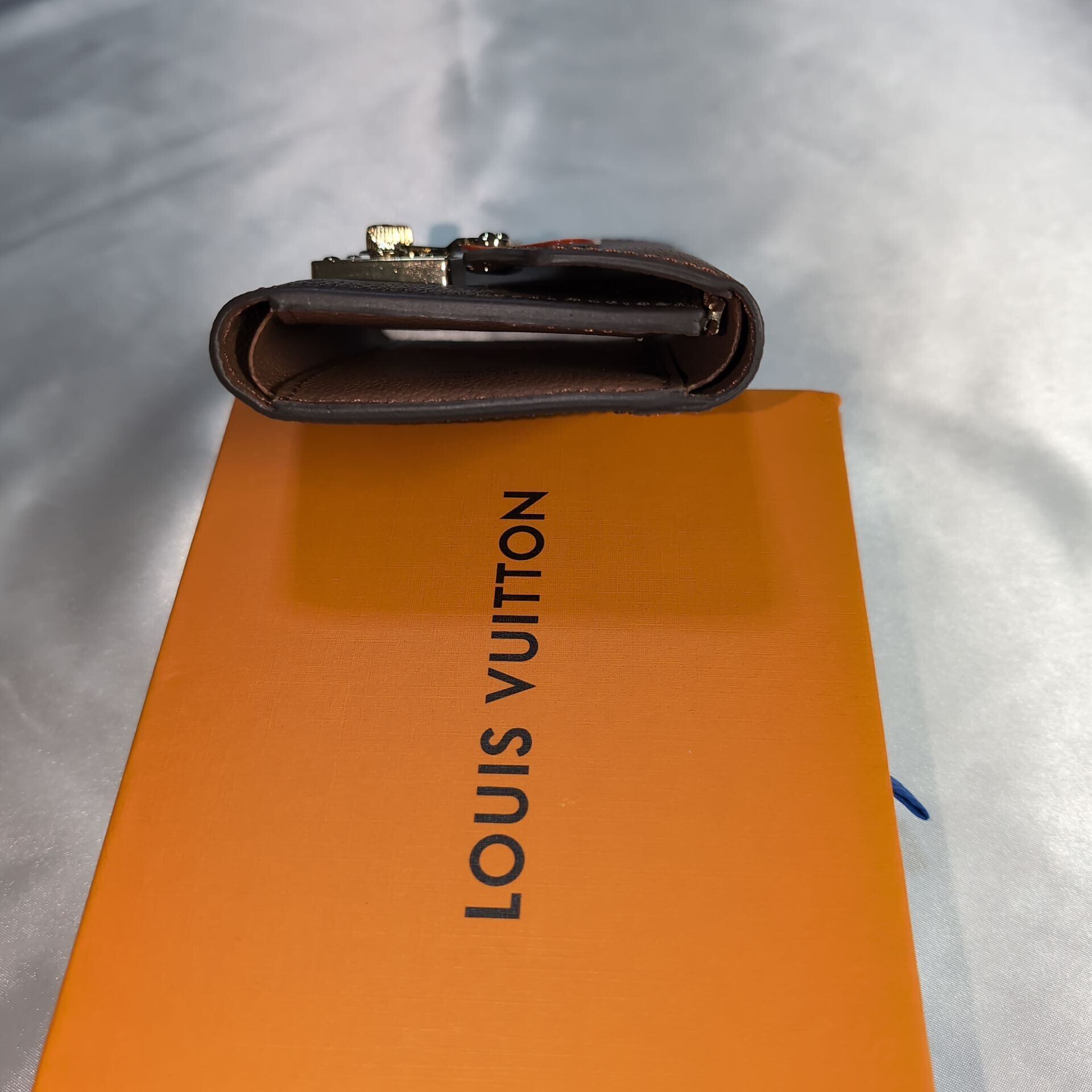 ルイヴィトン　コンパクト　パラス　ブラック　三つ折り財布　モノグラム ルイヴィトン 三つ折り財布 ポルトフォイユ パラス コンパクト | francore