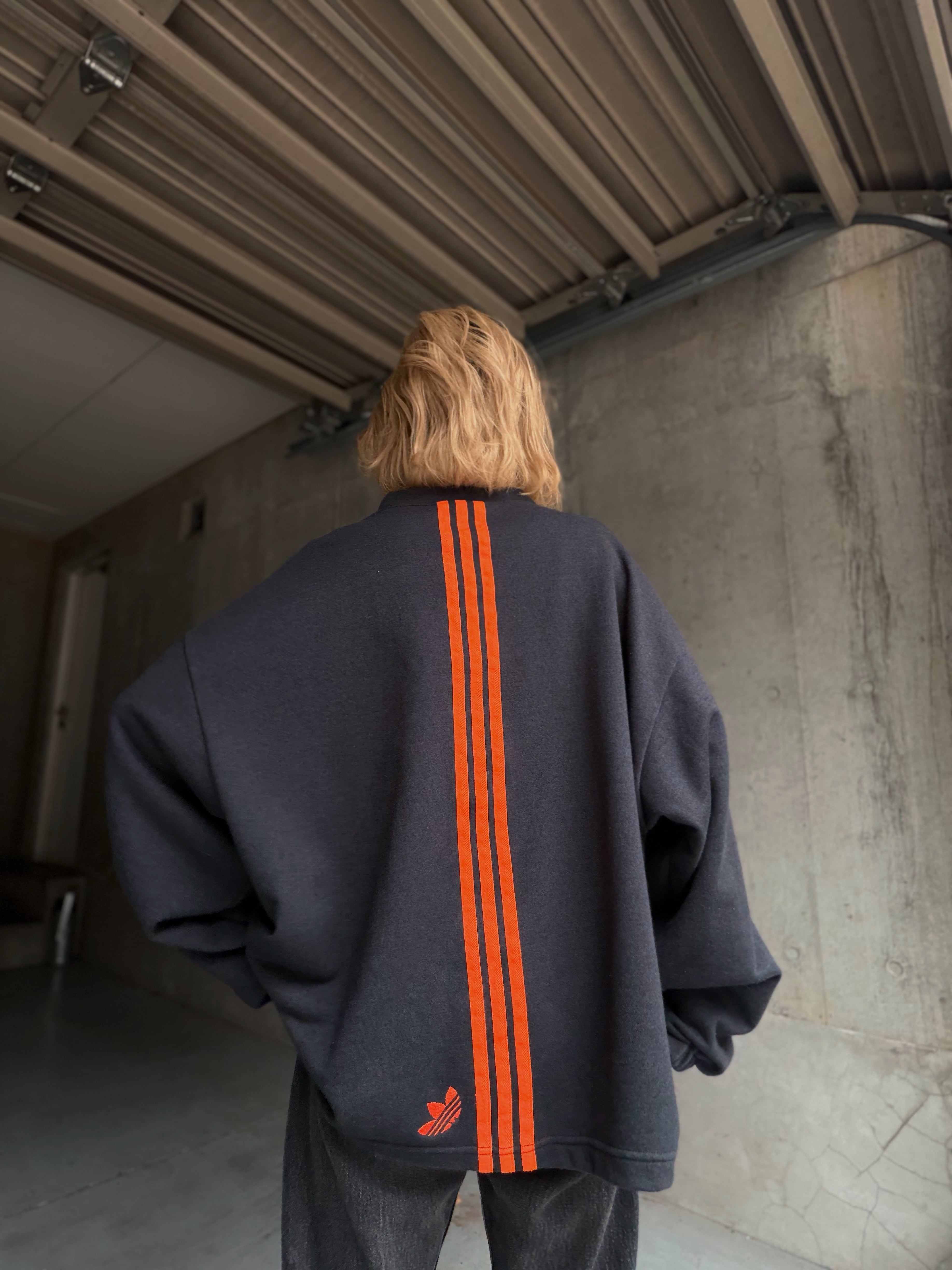 (CS2286)90's adidas back 3stripe design sweat