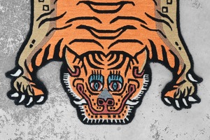 Tibetan Tiger Rug 《Sサイズ•ウール・オリジナル3・トラディショナルオレンジ527》チベタンタイガーラグ