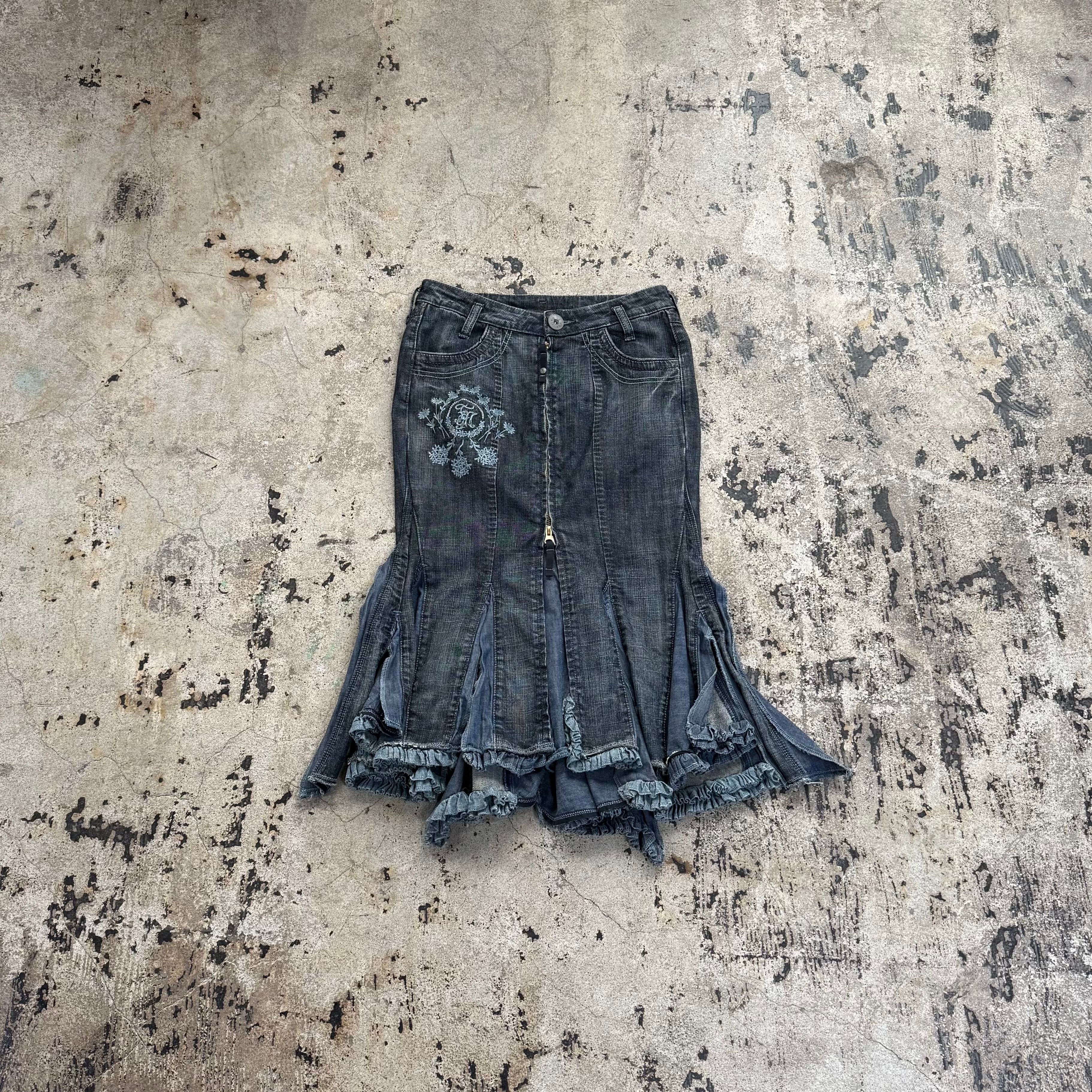 90s MARITHE + FRANCOIS GIRBAUD ZIP 3D FRILL SKIRT | GALAXIES