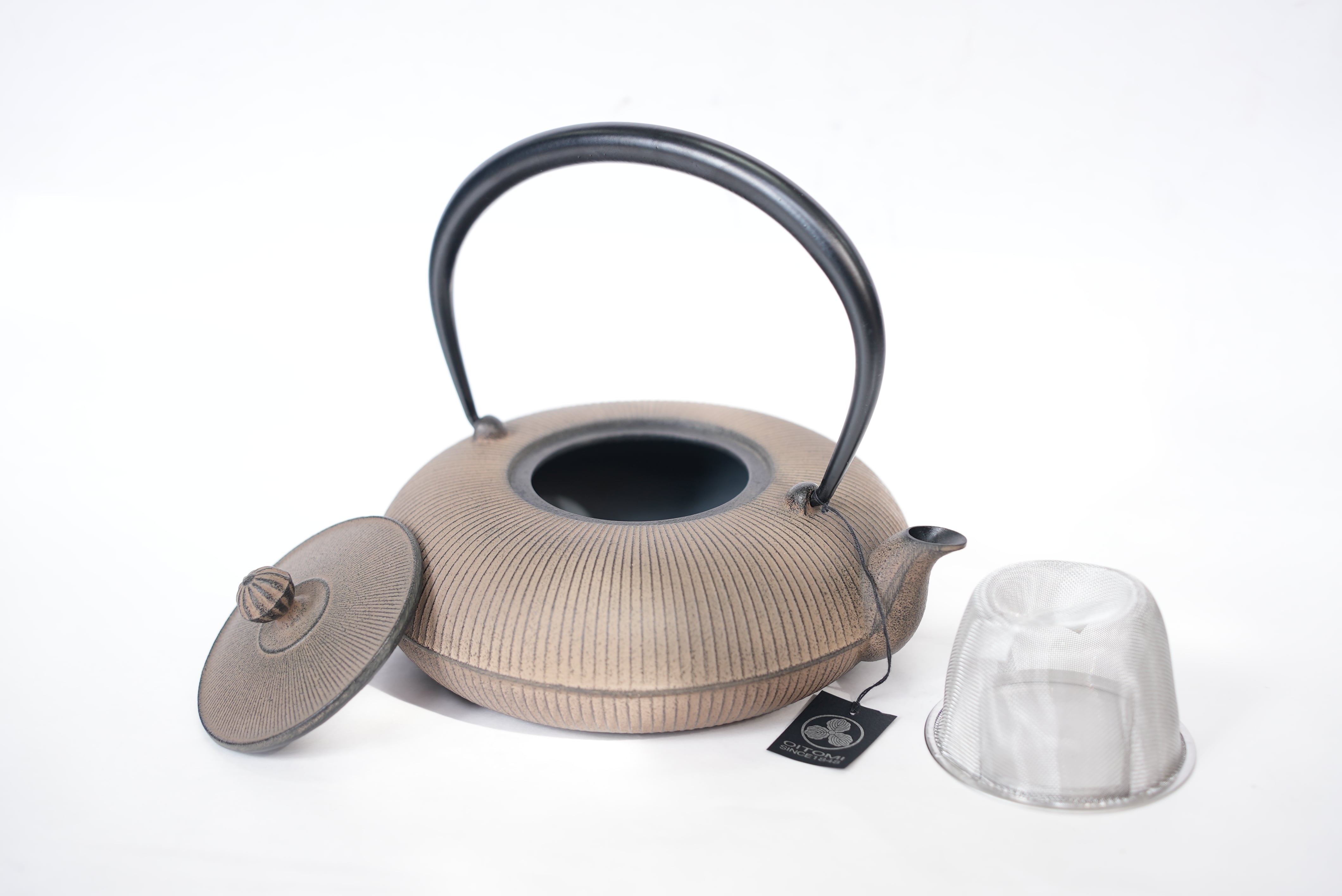 受注生産品)南部鉄器 鉄瓶 立目 ひさご色 0.8L | 1848年創業 受注生産品)南部鉄器 鉄瓶 立目 ひさご色 0.8L | 1848年創業