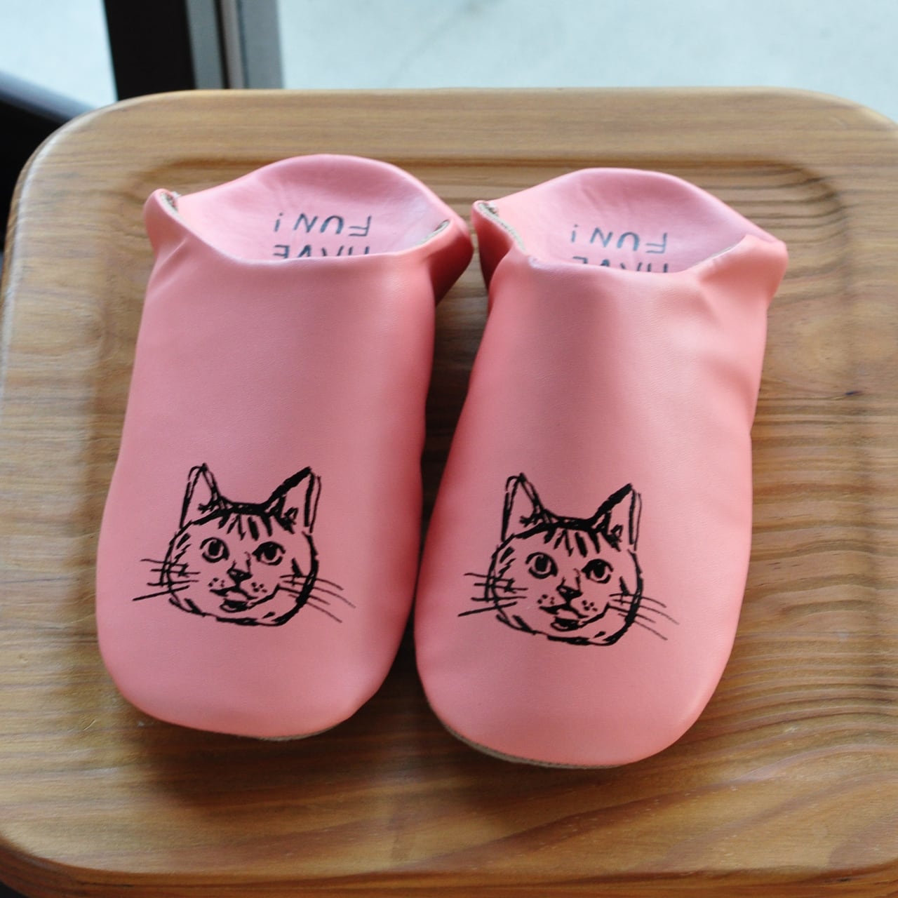 小池ふみ 猫のスリッパ（バブーシュタイプ ピンク） | あひる商店|工務
