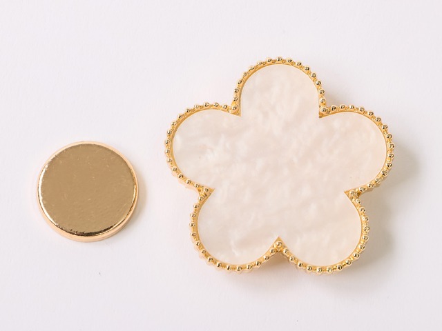 フラワーマグネットブローチ(インポート)