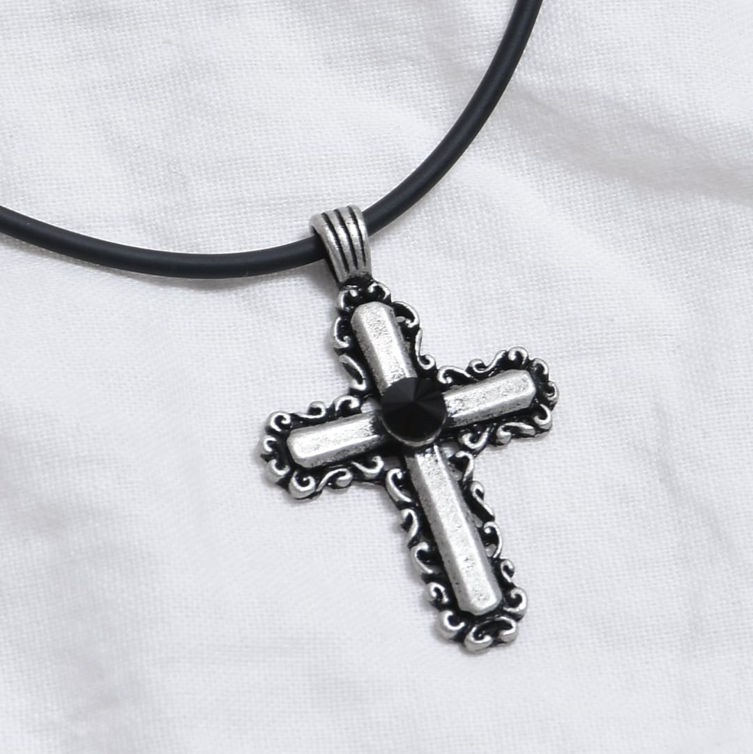 ブラックストーン×クロス コードネックレス | VOLCAN&APHRODITE