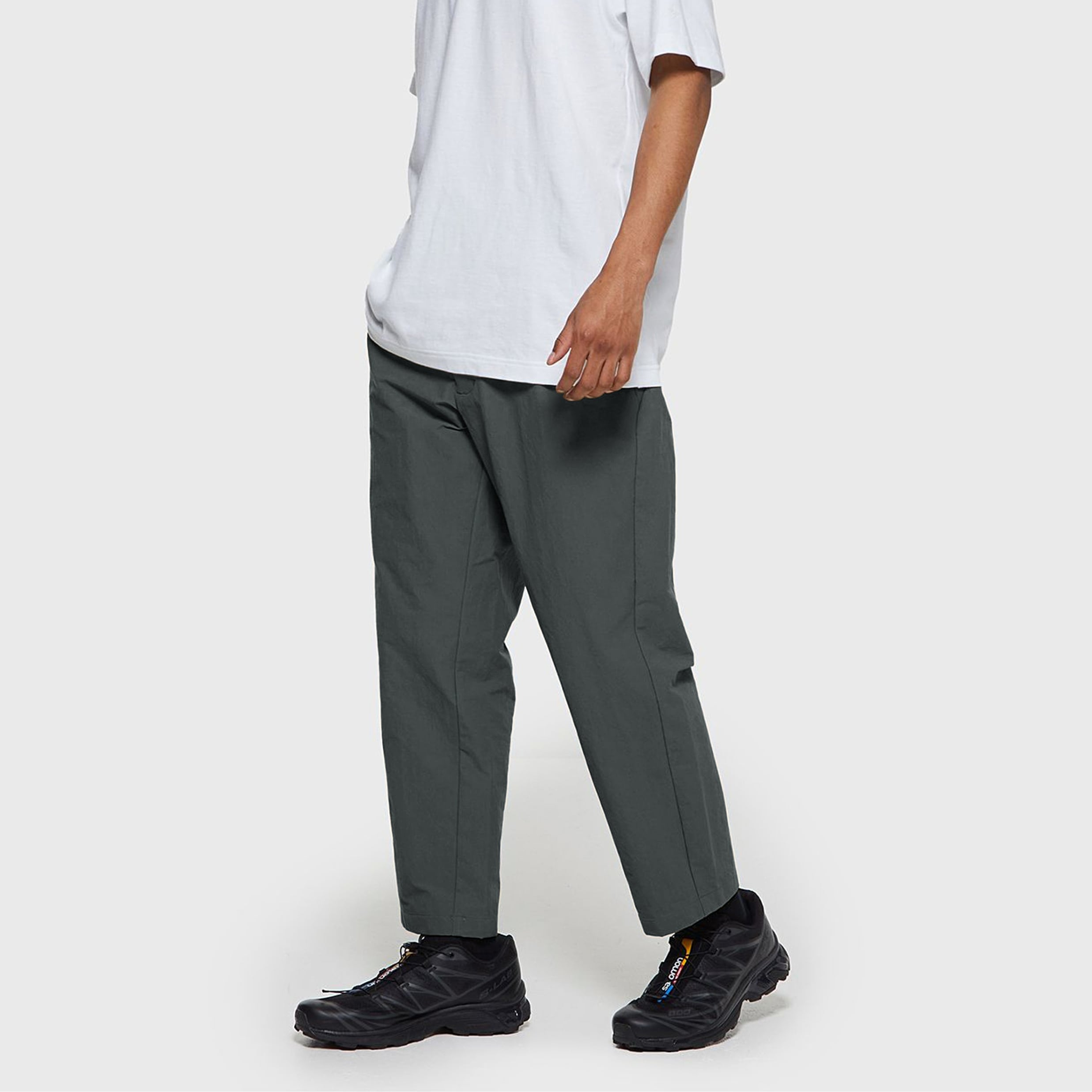 Goldwin / One Tuck Tapered Ankle Pants（GL72373P）ワンタックテーパードアンクルパンツ（アスファルト） |  dotto. store powered by BASE