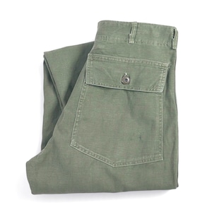 60s 70s U.S.ARMY OG-107 ベイカーパンツ コットンサテン ユーティリティーパンツ 米軍 ミリタリー ヴィンテージ W31相当 アメカジ 古着 @EB0012