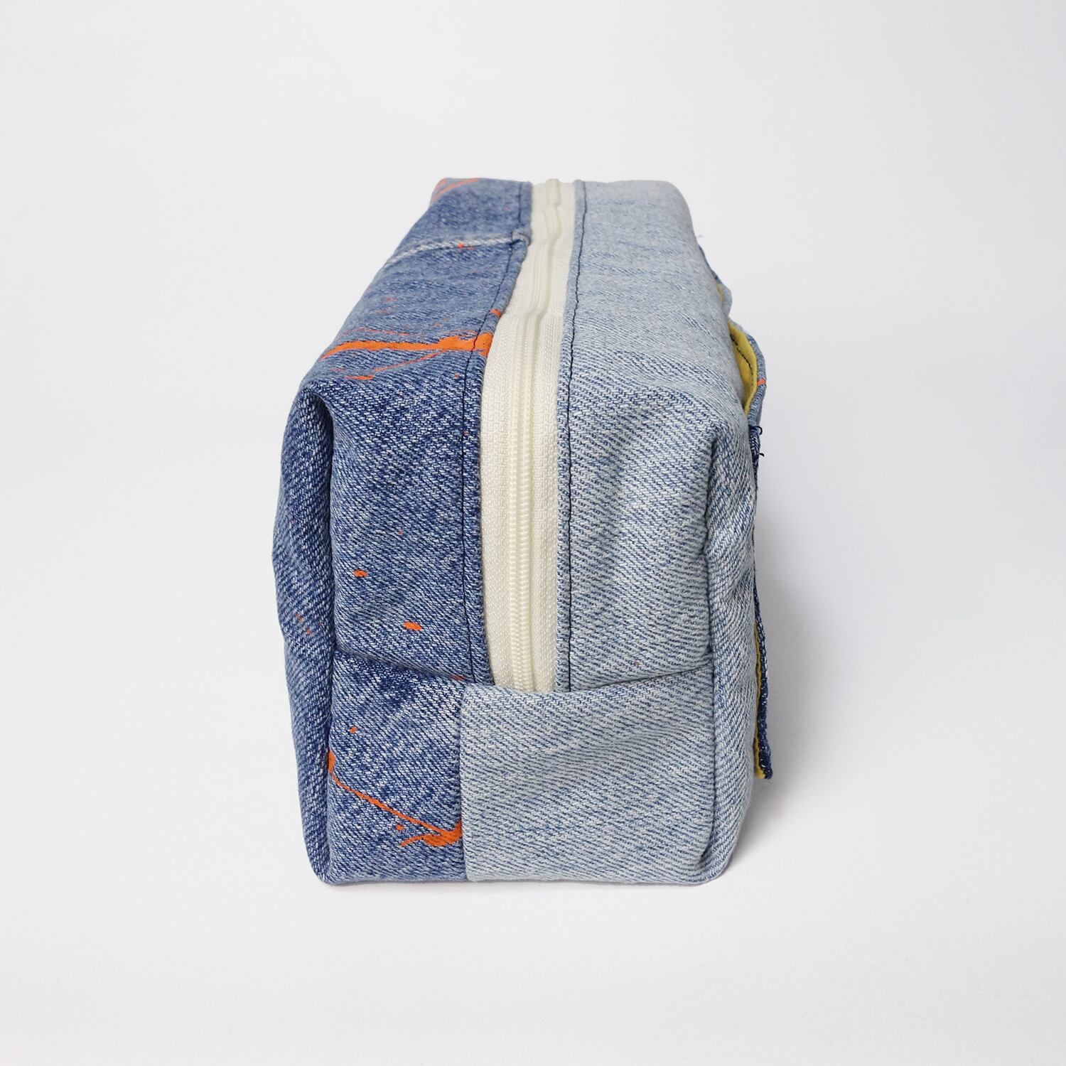 ハンドメイド デニムポーチ リサイクル素材使用 大容量 旅行やコスメ用