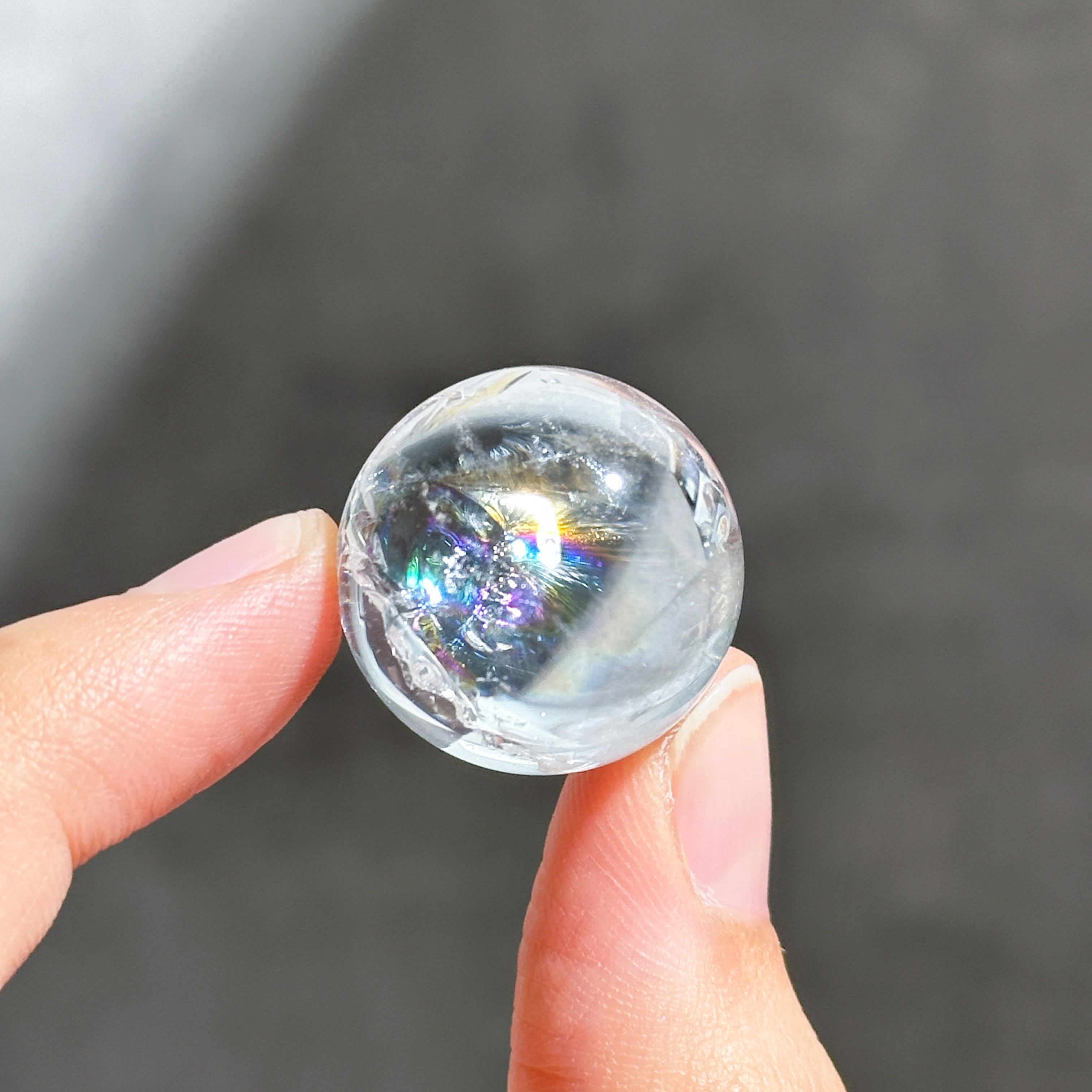 台座付き◎クリア(クラック)クォーツ スフィア85◇ Clear Quartz ◇ 天然石・鉱物・パワーストーン