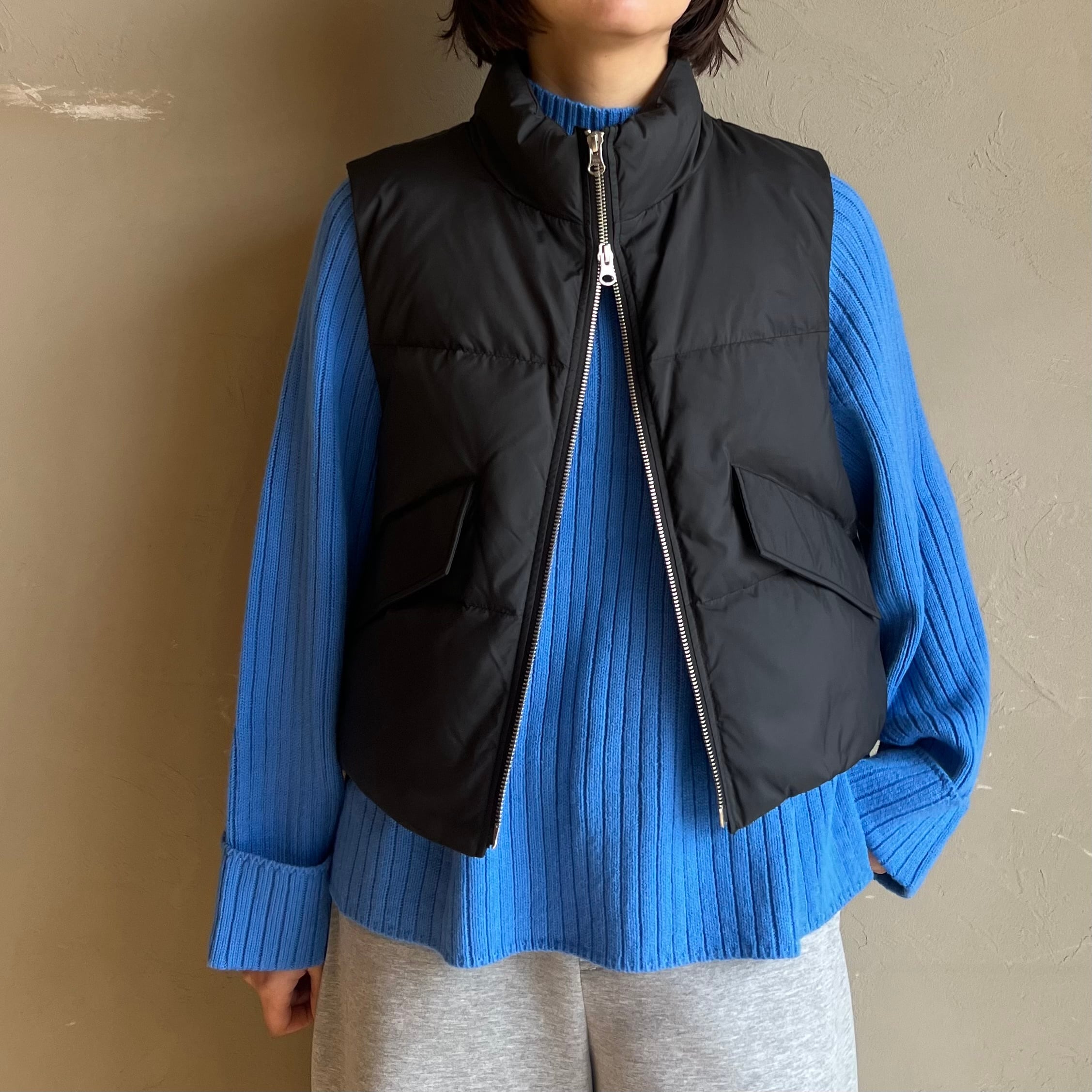 【 QTUME 】LIMONTAダウンクロップドベスト