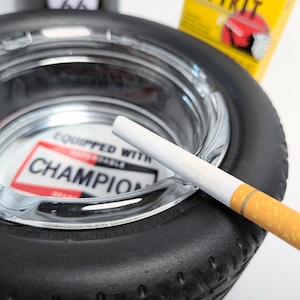【 Tire Ashtray タイヤアシュトレイ 】 『 Champion チャンピオン 』スパークプラグ / 灰皿 / ガレージ 〚アメリカン雑貨 アメトイ〛