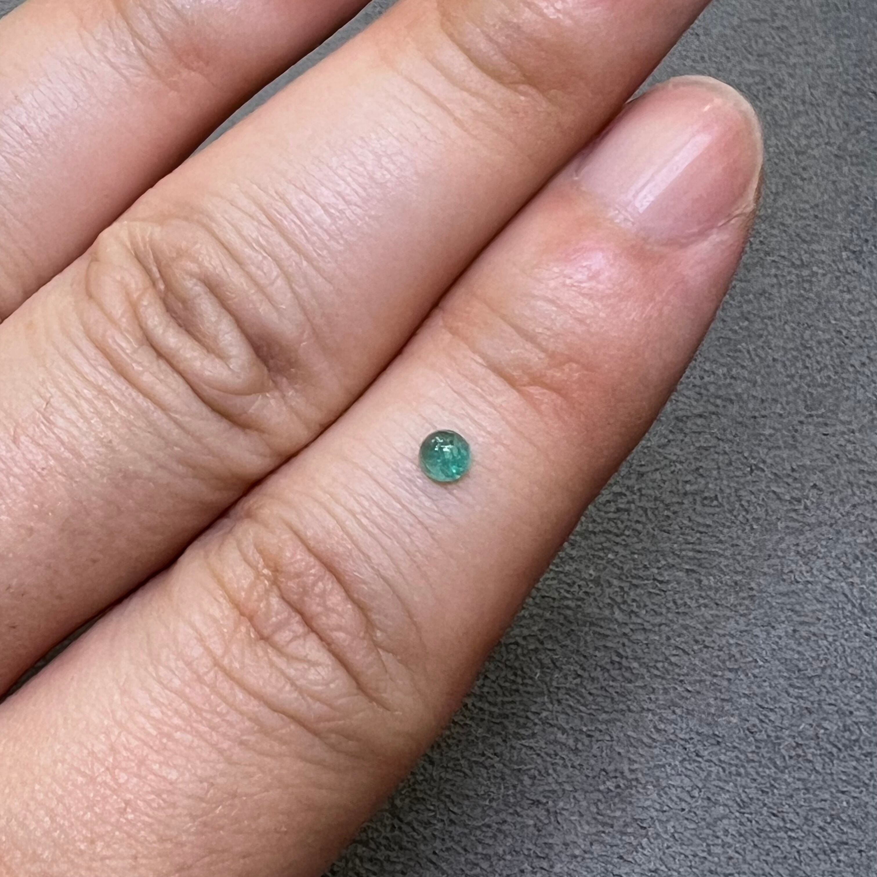 パライバトルマリン 0.17ct 3.16mm ラウンドカボションカット ルース