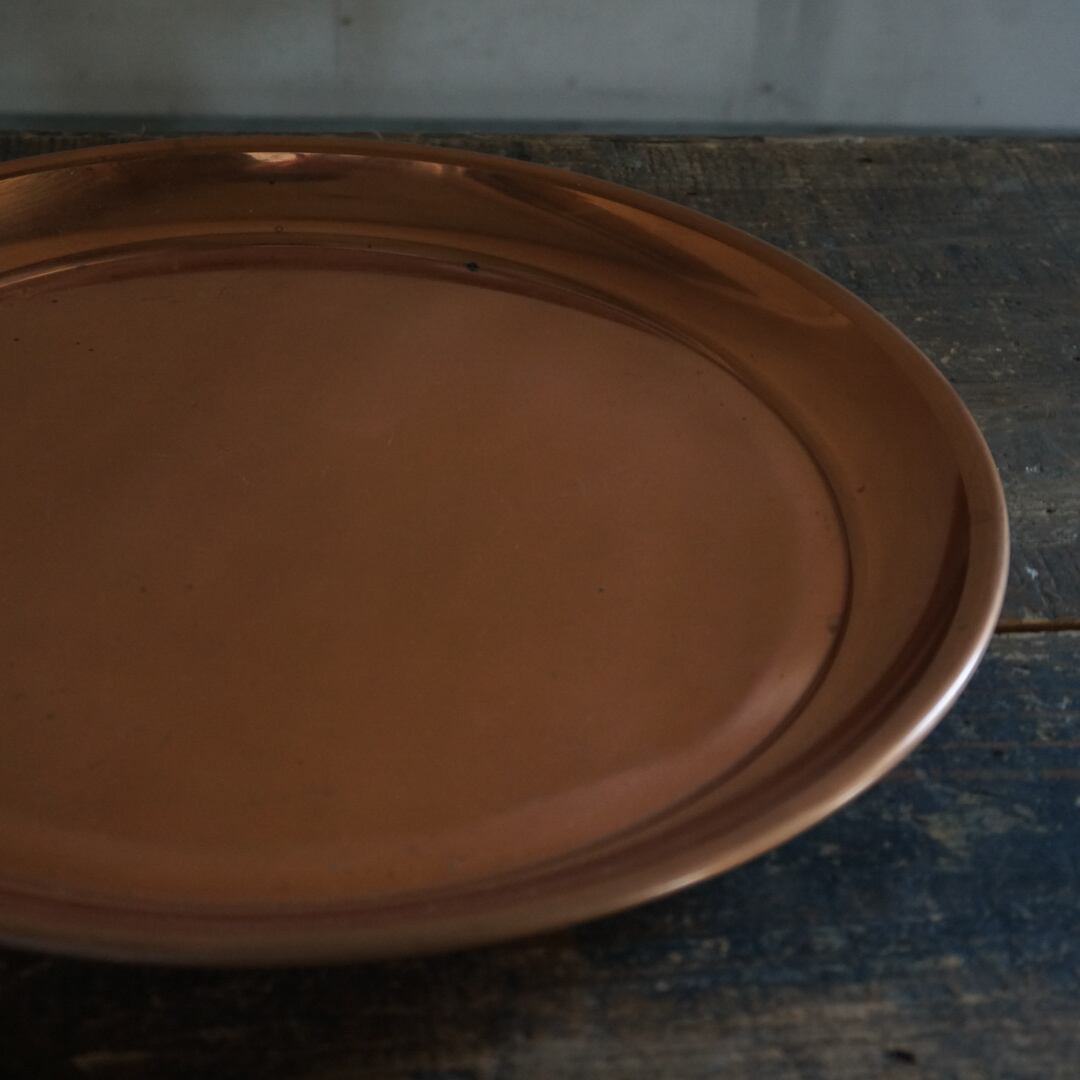 古い国産の銅トレー