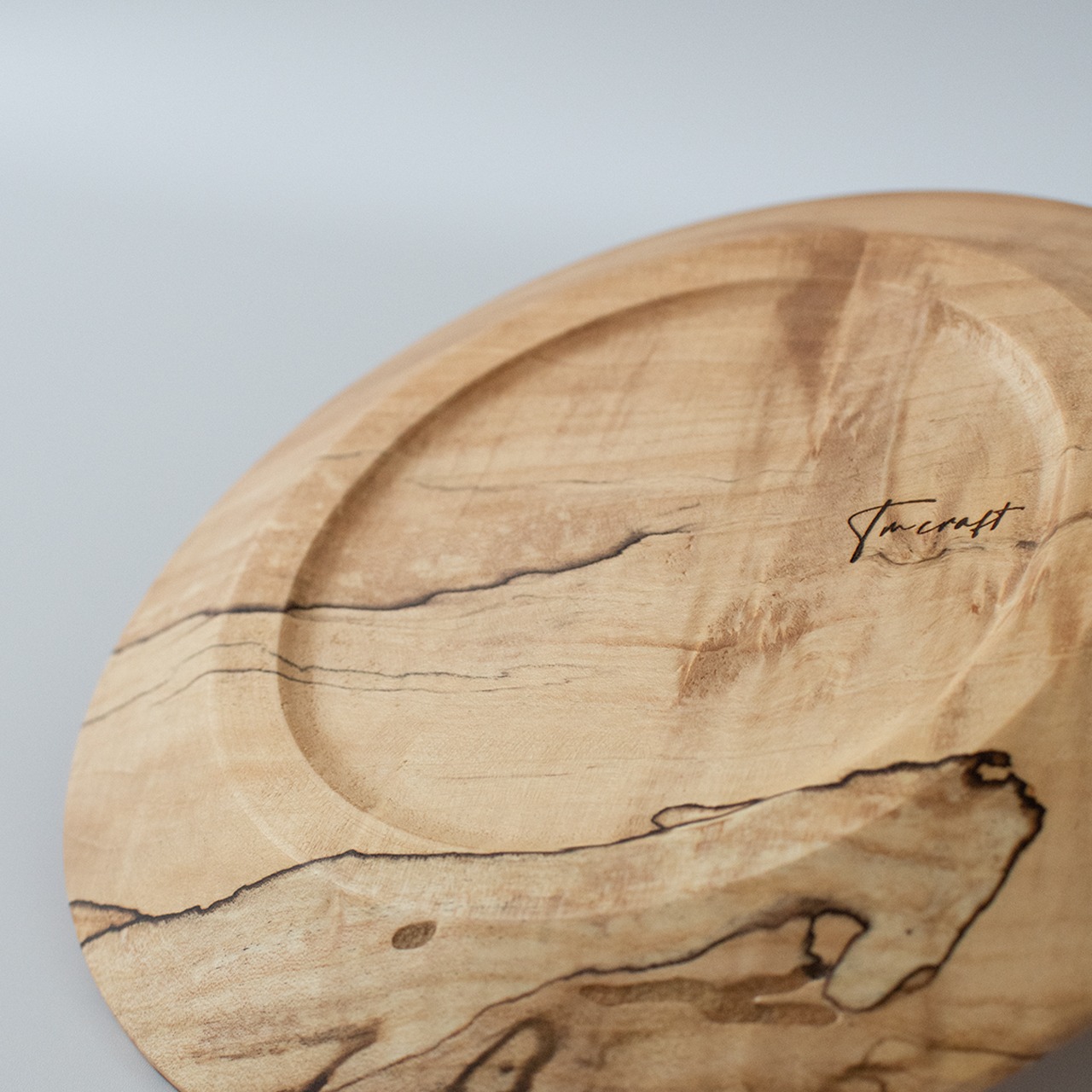 銘木のパン皿|言葉になる前の感情|板屋楓の木