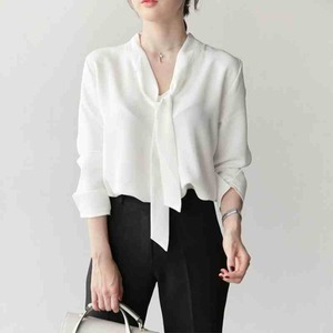 トップス レディース 送料無料 2色 シャツ ブラウス リブ リボンタイ ボウタイ シンプル ヴィンテージ ランタンスリーブ パフスリーブ ロングスリーブ ストレート Iライン 白 ホワイト ライトブルー ブルー 青 水色 無地 トレンド かわいい 可愛い カジュアル シンプル きれいめ 上品 エレガント こなれ感 抜け感 ラブリー キュート ガーリー フェミニン 春 春服 夏 夏服 秋 秋服 冬 冬服 デート おでかけ 学生 通学 モテ 着回し 普段使い 重ね着 10代 20代 コーデ