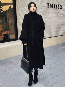 かりん 黒 ボタンフロント ロングコート ハイネックにも 美品大きい