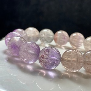 ゲーサイトインクォーツブレスレット