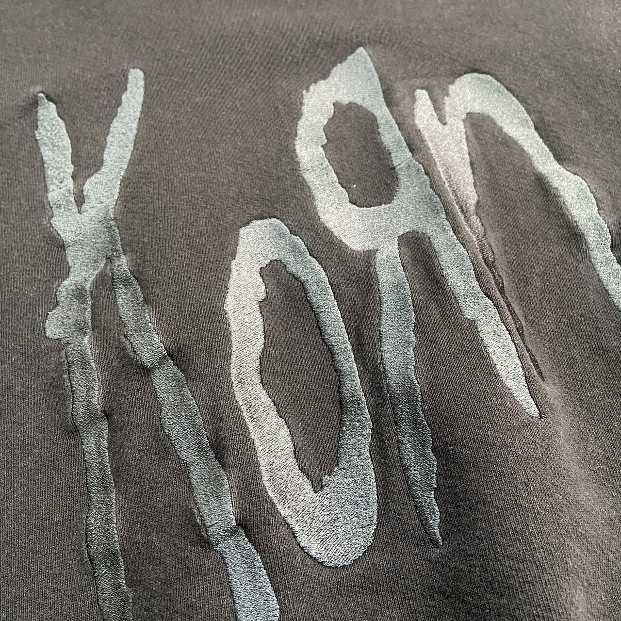 KORN コーン バンドスウェットシャツ ビッグロゴ刺繍 メンズL 古着 袖 