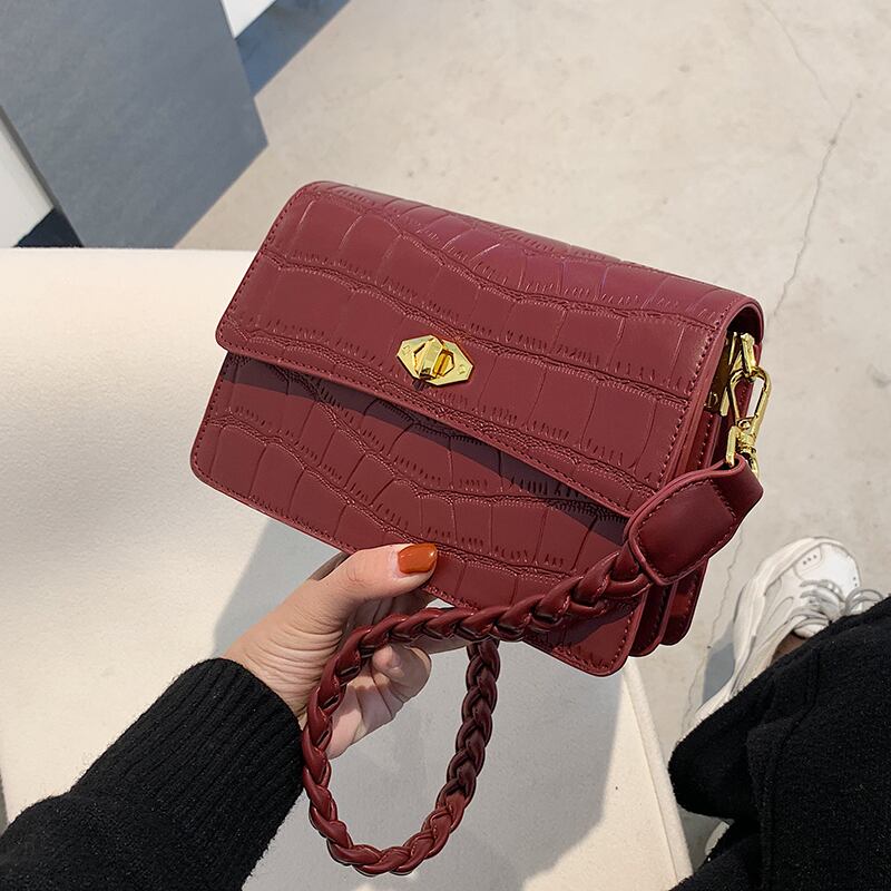 レッドオータムウィンタースタンダード レトロ 秋物 冬物 スクウェア メッセンジャーバッグ 手作りハンドバック97745288639