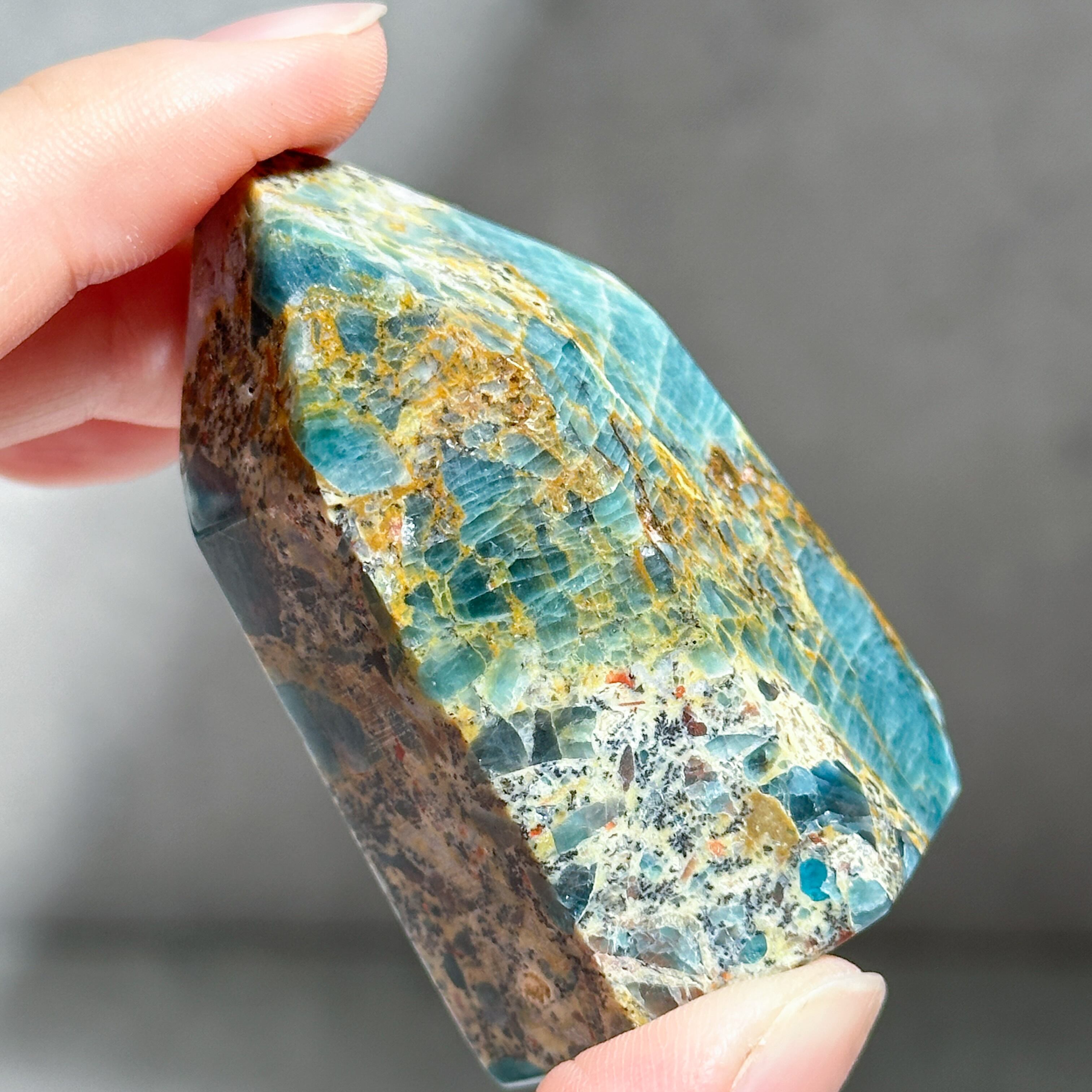 ブルーアパタイト タワー型41◇Blue apatite ◇ 天然石・鉱物