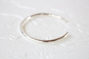 ellisse simple bangle