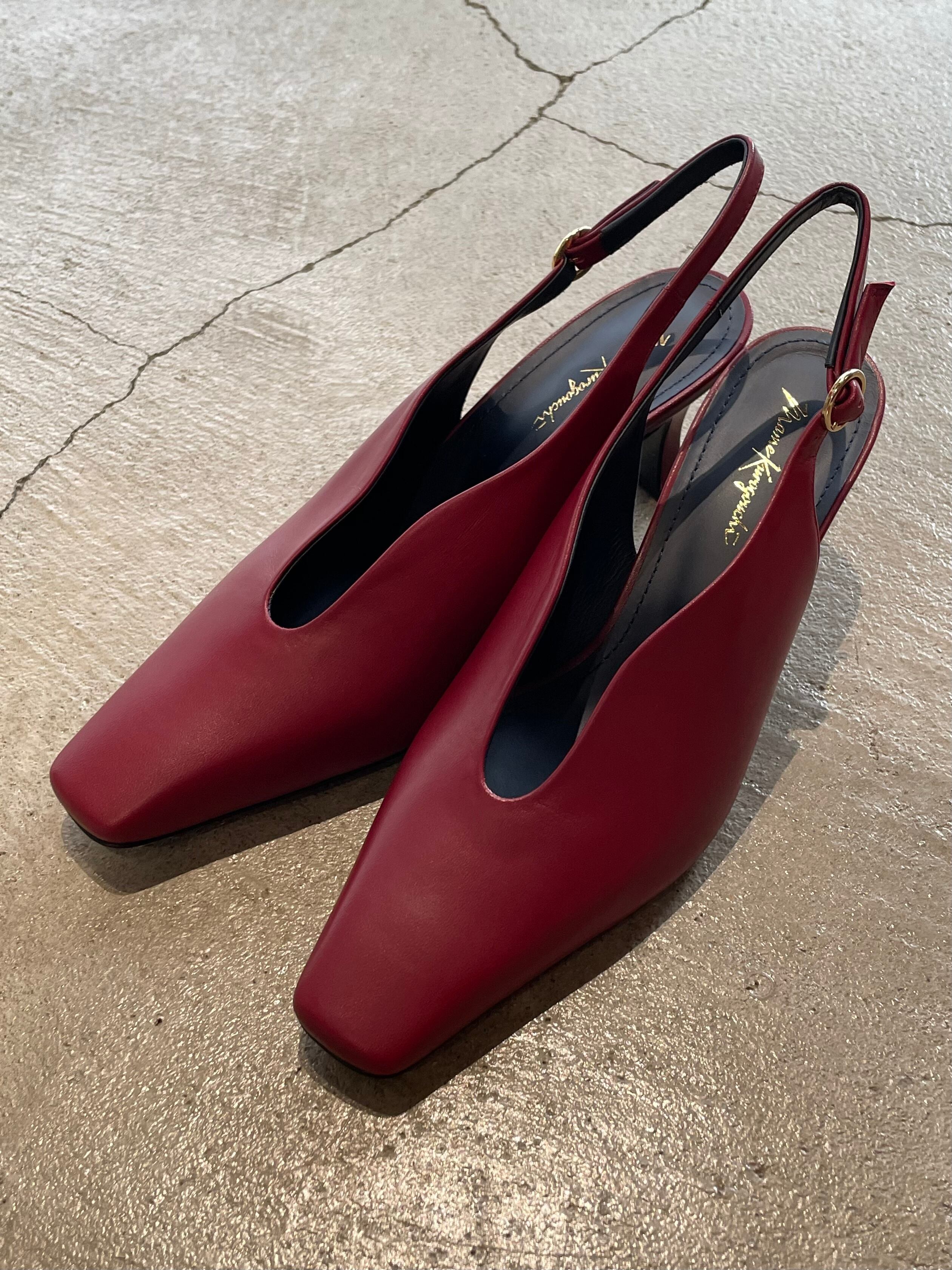 22AW】Mame Kurogouchi マメクロゴウチ / Curved Line Sling Back 