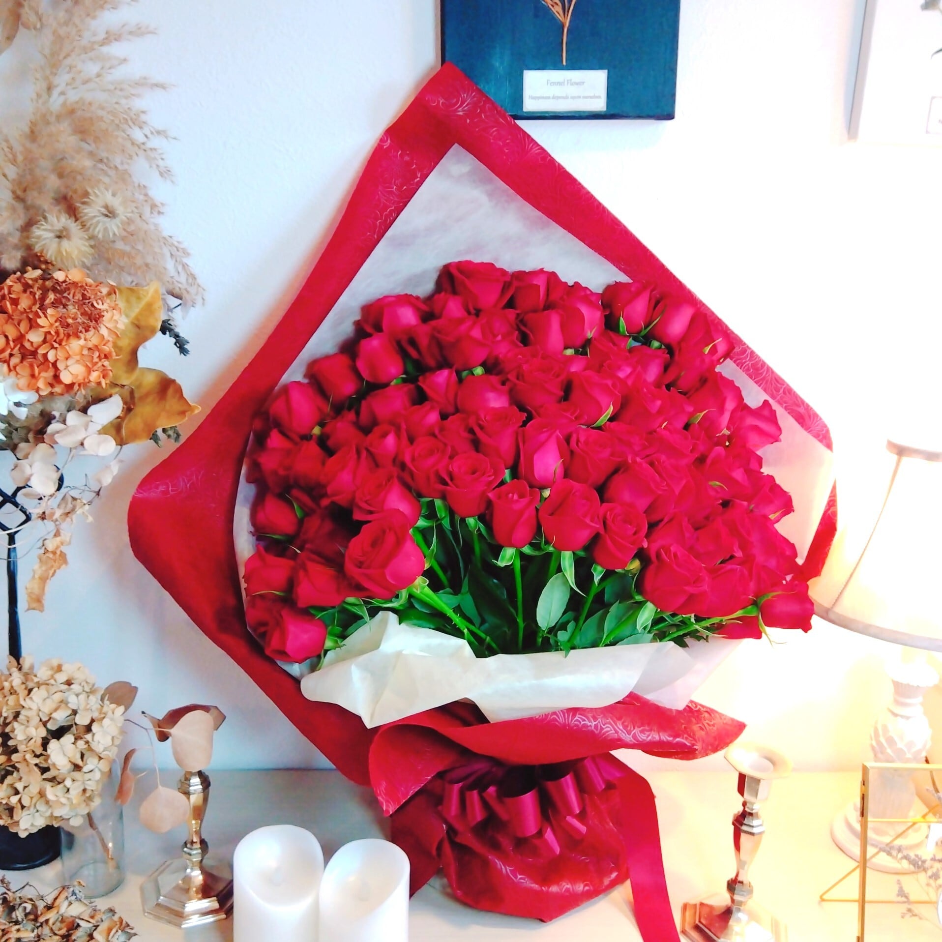 最上級のサプライズ！赤いバラの花束108本 | レブーケ軽井沢