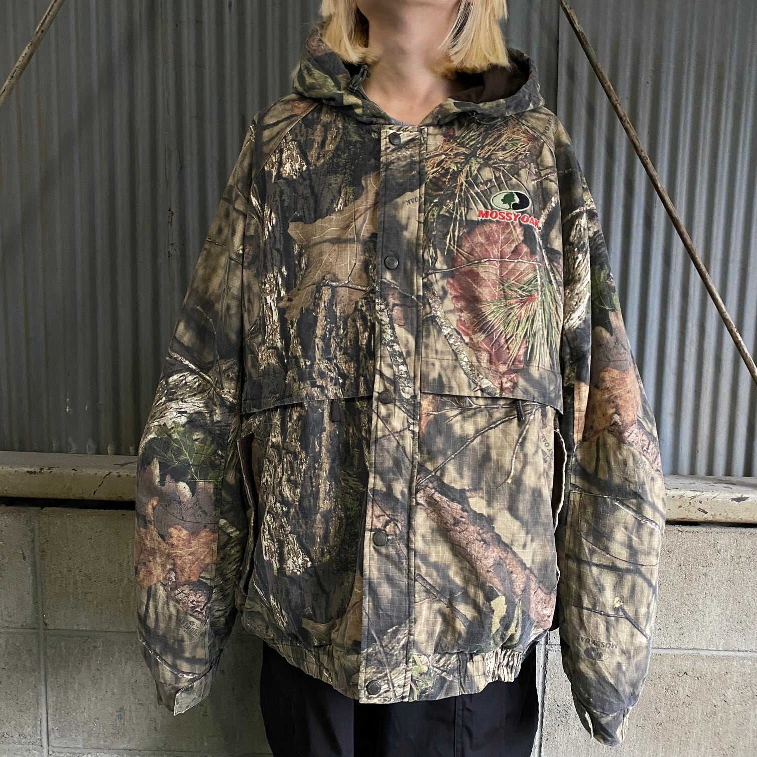 ビッグサイズ MOSSY OAK APPAREL リアルツリーカモ 中綿 コットンパーカー メンズ2XL 古着 迷彩柄 総柄 フーディー ブルゾン  大きいサイズ 【ワークジャケット】【CS2301-40】 | cave 古着屋【公式】古着通販サイト