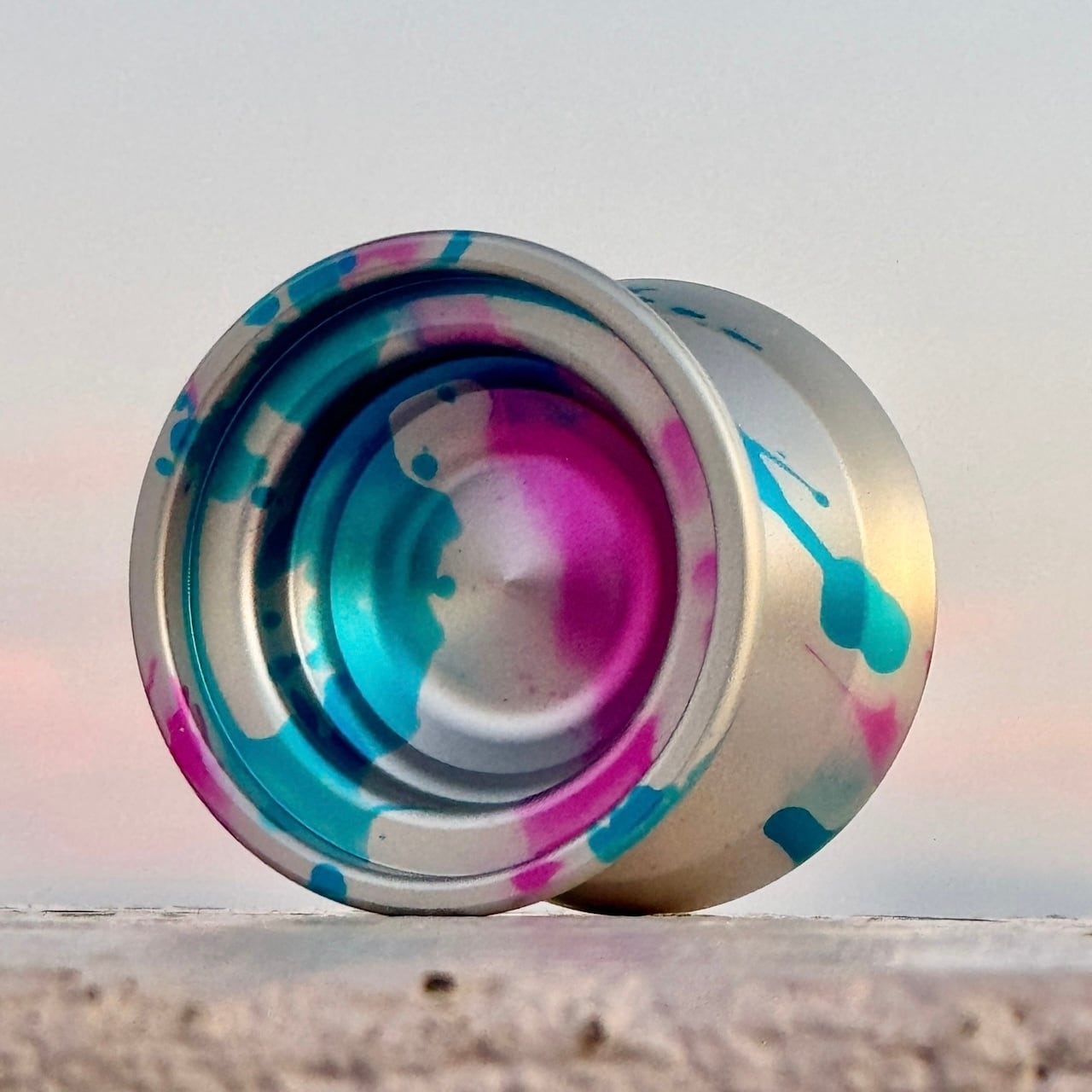 オオクニヌシ（シルバー・ブルー・ピンク） | yoyospaceas