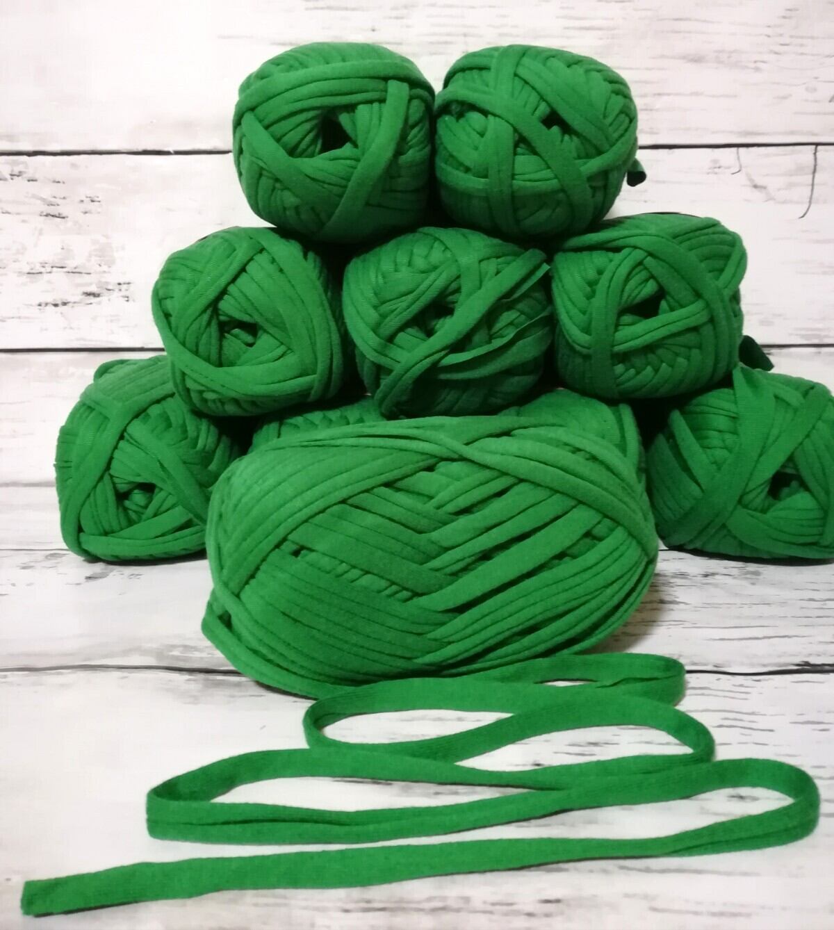 グリーン 緑色 1玉 30m Tシャツヤーン | T-SHIRT YARN MANIA ~Tシャツ