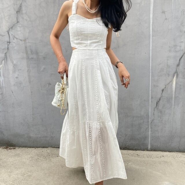 【予約販売】セットアップ レディース レース リボン ロングスカート ブラック ホワイト ハイウエスト キャミソール フレア ショート丈 へそ出し 美ライン 背中見せ こなれ感 大人可愛い きれいめ 楽ちん エレガント おしゃれ 旅行 韓国 春 夏 トレンド S M