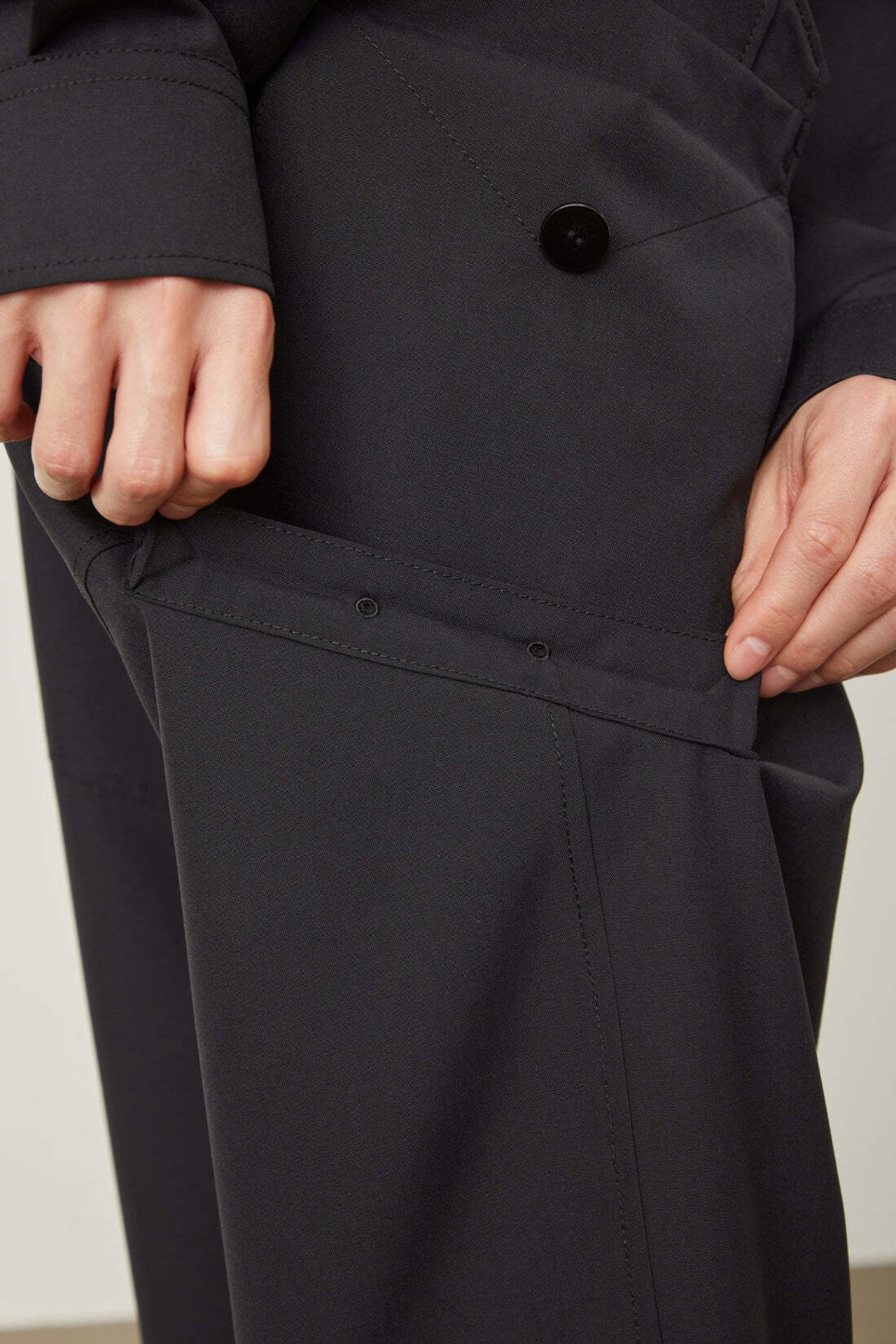I'm here - UN(I)FORM : MILITARY PANTS / BLACK