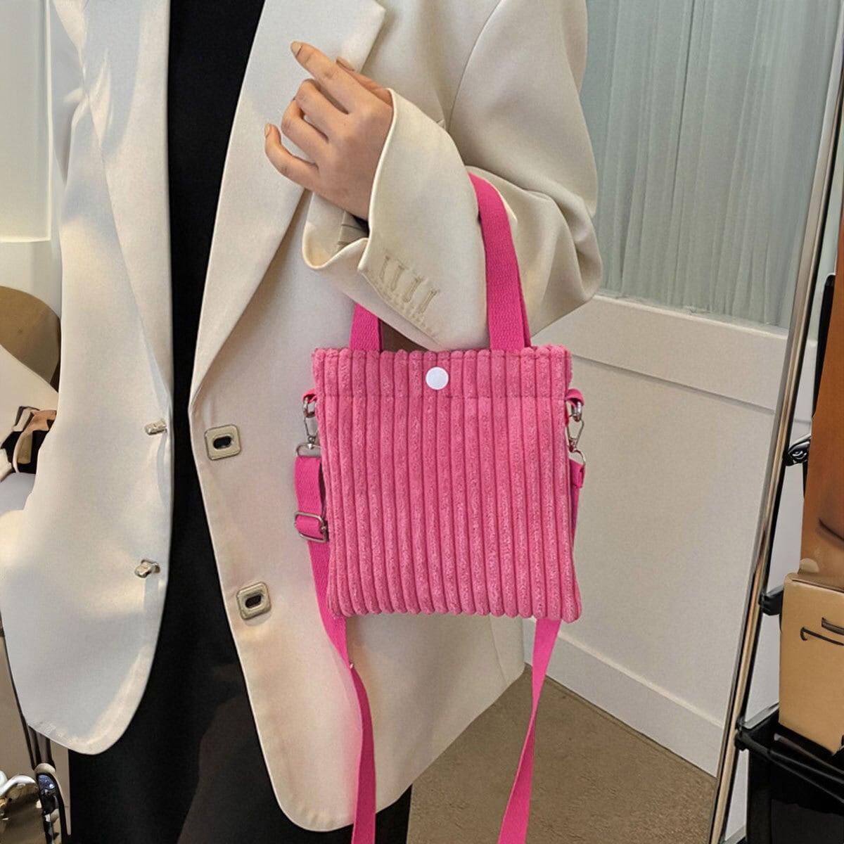 ミニバッグ コーデュロイ スマホポーチ レディース 秋冬 韓国 小さめ バッグ 大人 かわいい おしゃれ きれいめ カジュアル スクエアバッグ 軽量 肩掛け 斜め掛け 大人可愛い 大人女子