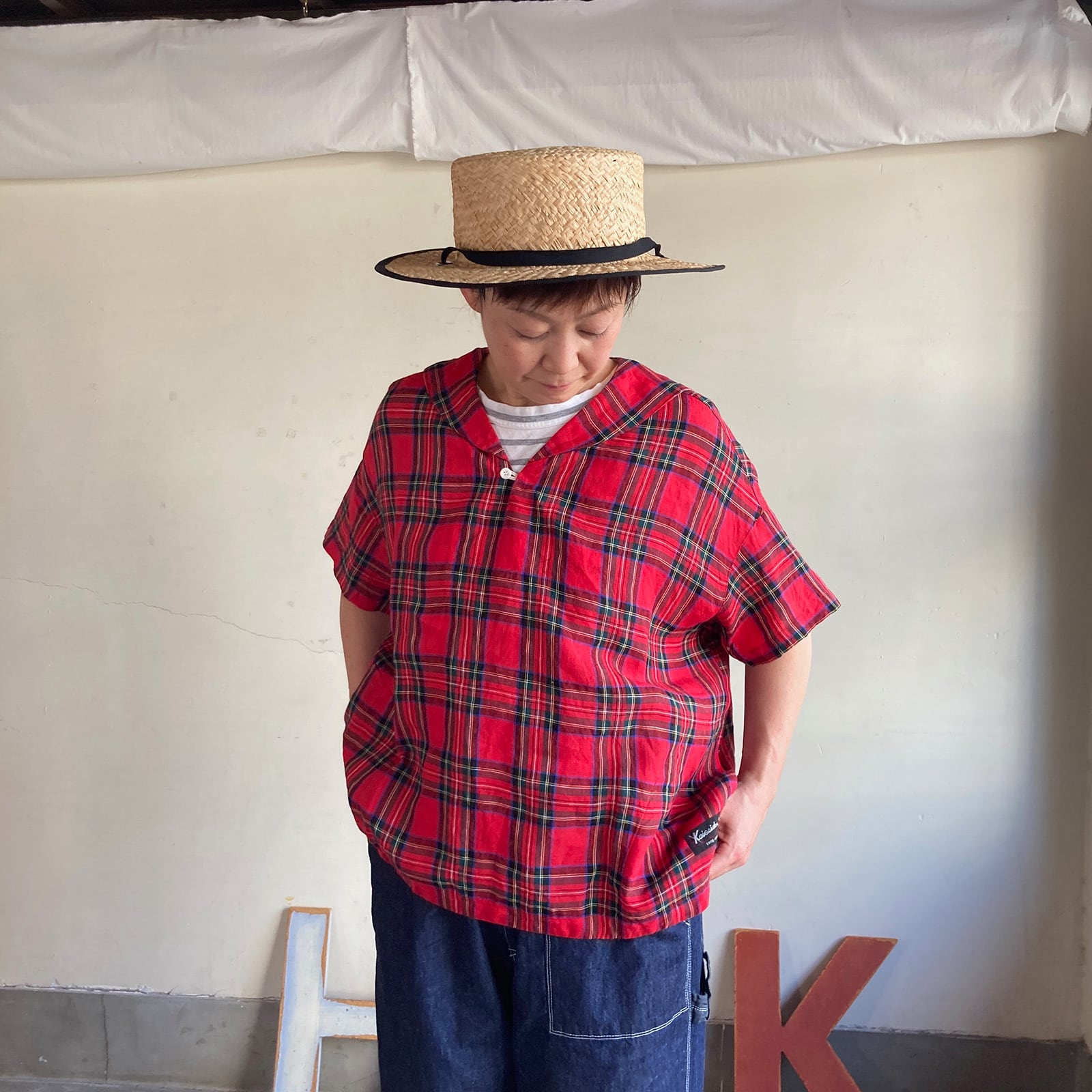 快晴堂　リネンタータンチェック　半袖ブラウス　レッド系　【美品】 セーラーズシャツ タータンチェック/エバーグリーン 61S05 サイズ F