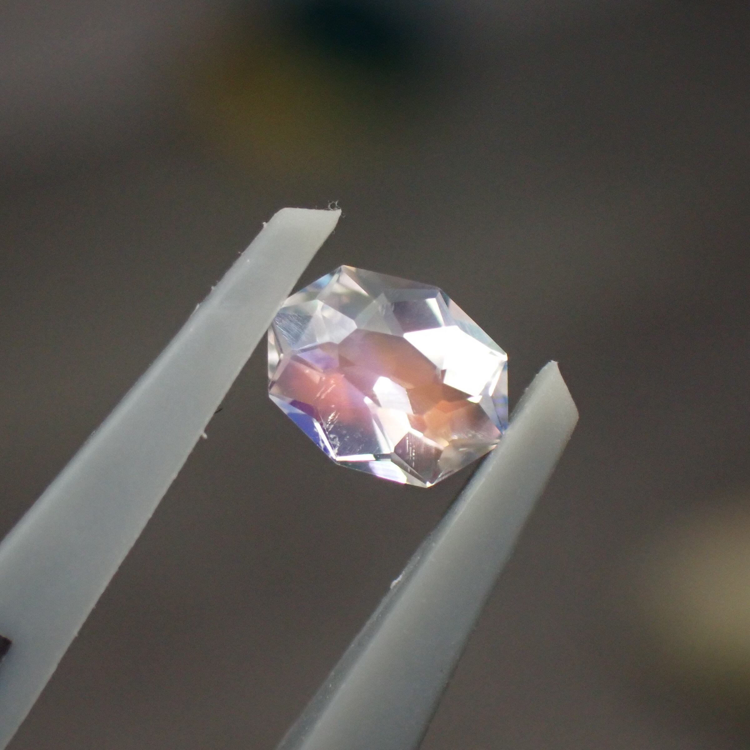 夢色レッセンス⭐︎ラブラドライト 0.331ct | 宝石ルース販売 