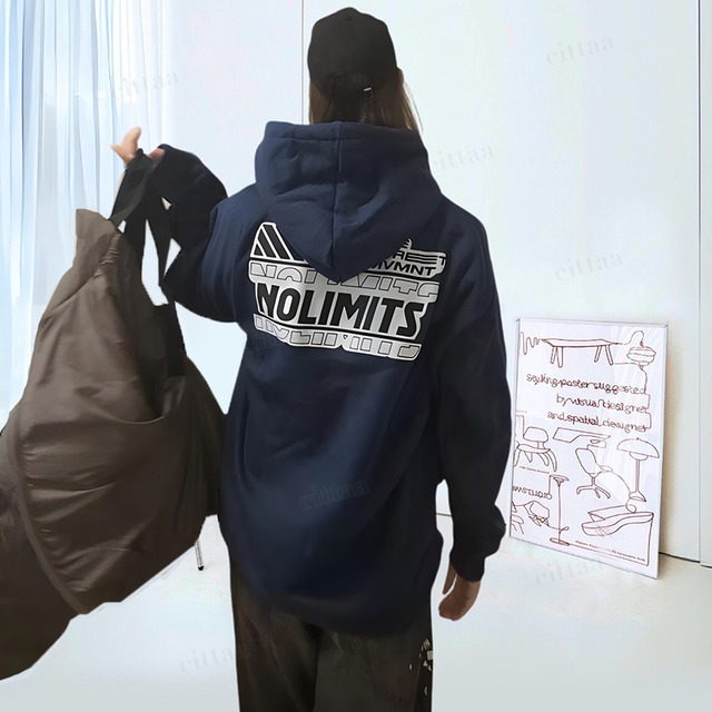 Y-4744　2026新作♡NO LIMITSプリントフーディー　ネイビー　1111