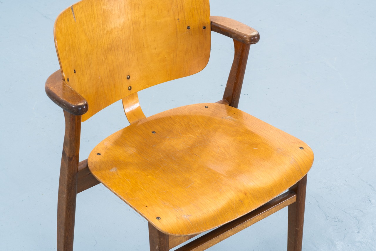 Ilmari Tapiovaara | Domus chair