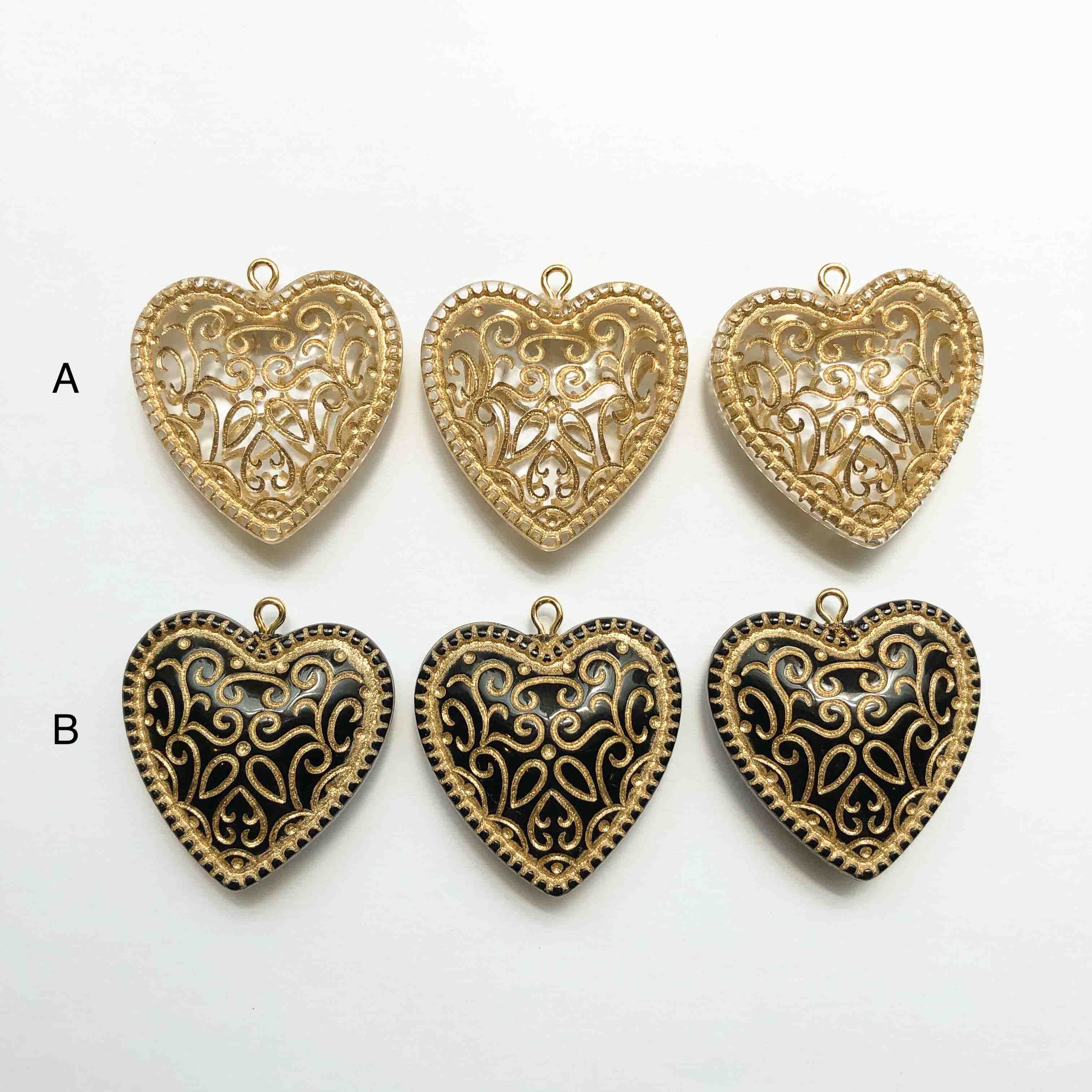 再入荷〉模様入りハートのアクリルチャーム（ゴールドライン） | Dua