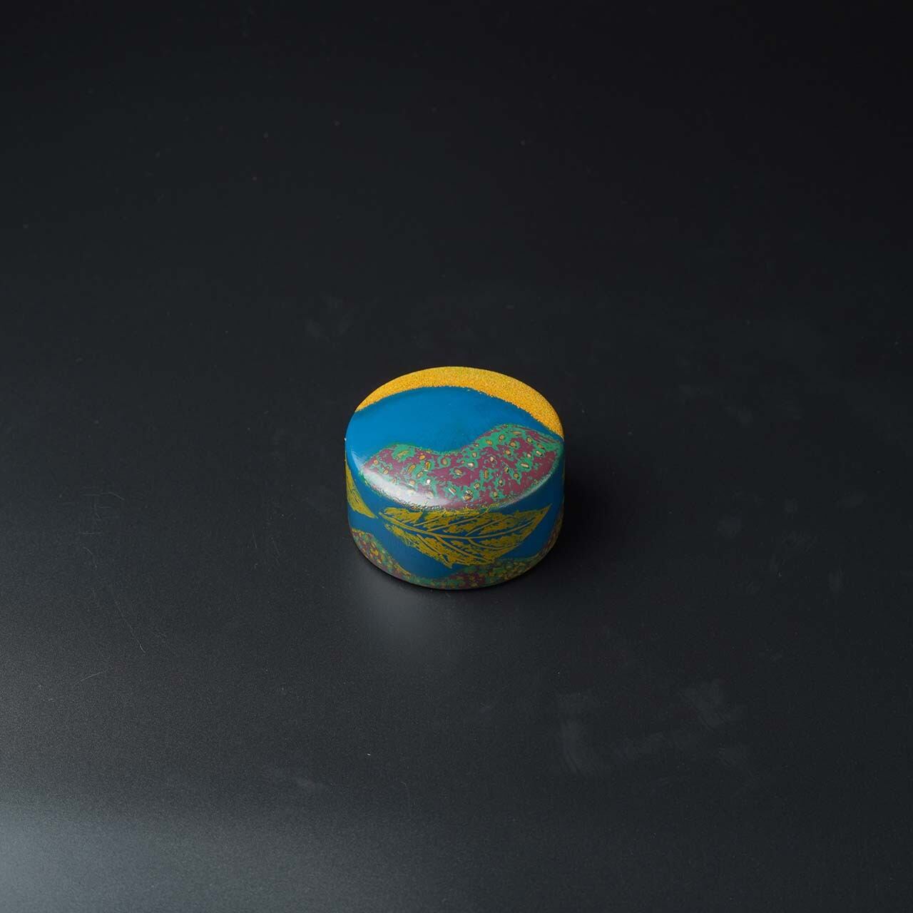 青の中で:かりゆし書鎮(大)