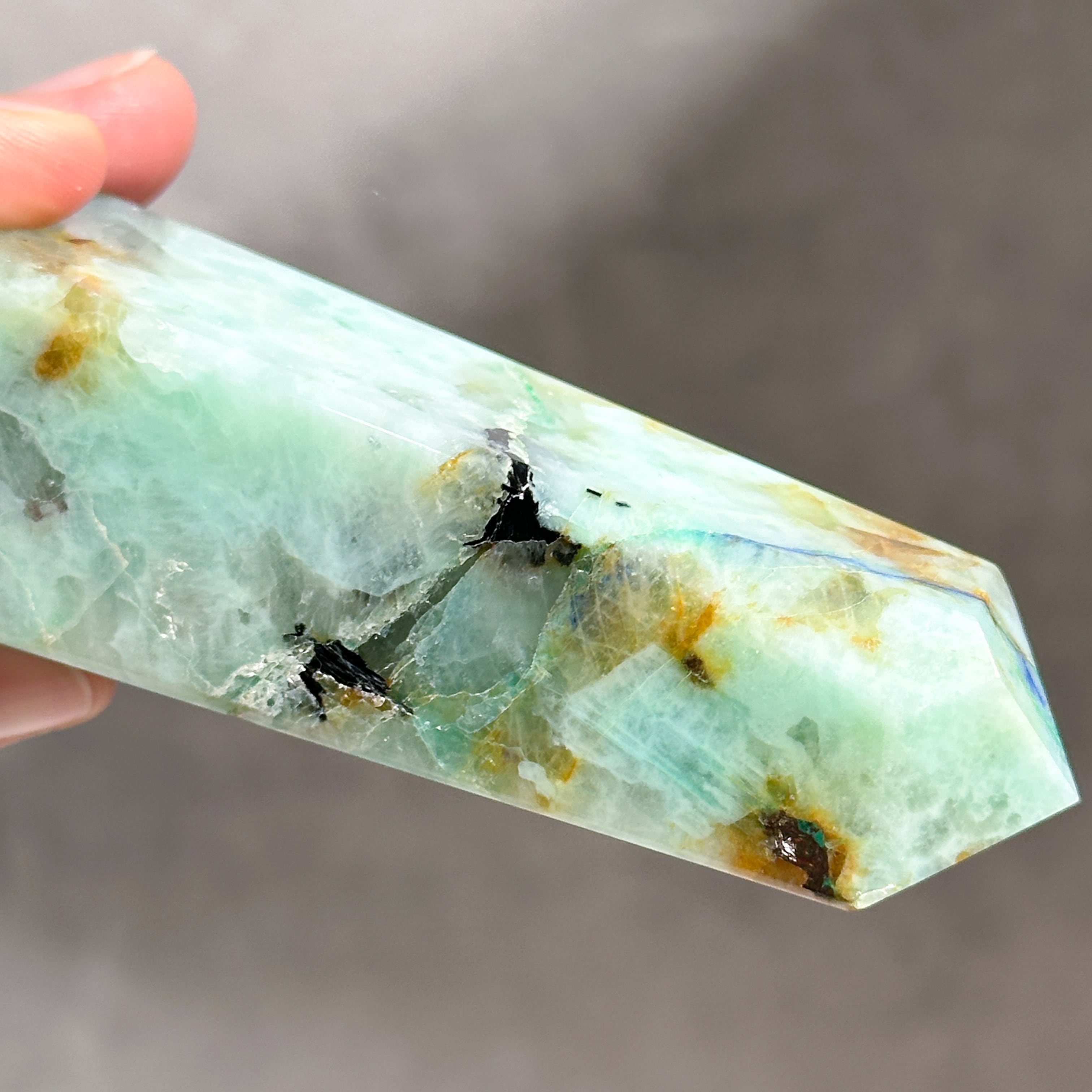 フェニックスストーン タワー型33◇ Phoenix Stone ◇天然石・鉱物