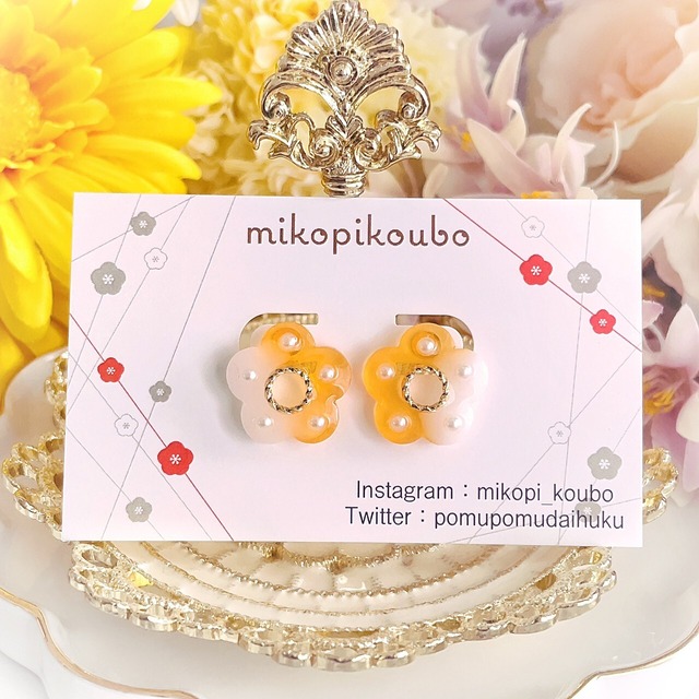 7060   No.2  フラワーピアス【mikopikoubo】