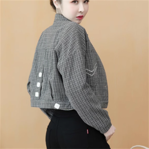 【送料無料】 ジャケット 3色 アウター 羽織り ショート 袖あり 長袖 Vネック ボタン かわいい 大人可愛い 綺麗 シンプル カジュアル おしゃれ お洒落 大人女子 こなれ感 コンサバ 定番アイテム 体型カバー ガーリー チェック柄 グレンチェック 20代 30代 40代 レディース 女性用 ママ服 デート お出かけ 女子会 お呼ばれ お茶会 授業参観 休日 誕生日会 アウトドア 秋 着回し 普段使い 韓国 オルチャン ファッション スタイル 楽ちん 着痩せ デイリーユース プチプラ