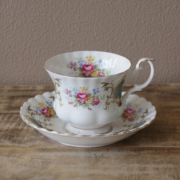 ロイヤルアルバート Royal Albert バークレー Berkeley コーヒーカップ