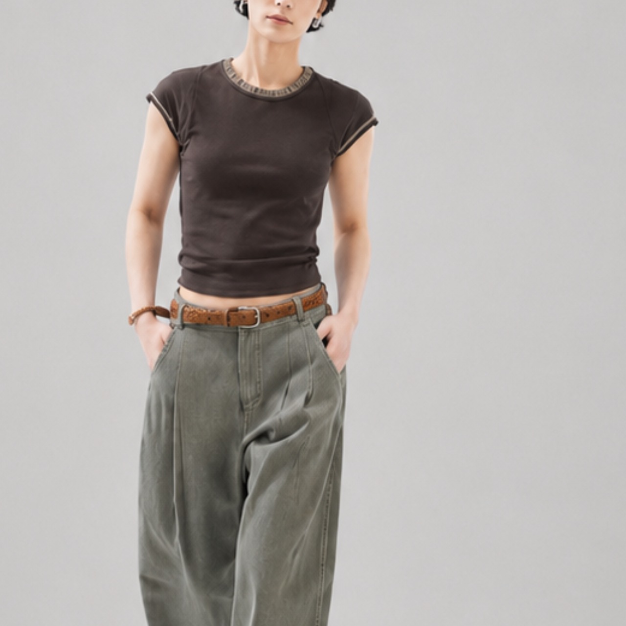 Sleeve Detail Short Sleeve T-Shirt  T4625