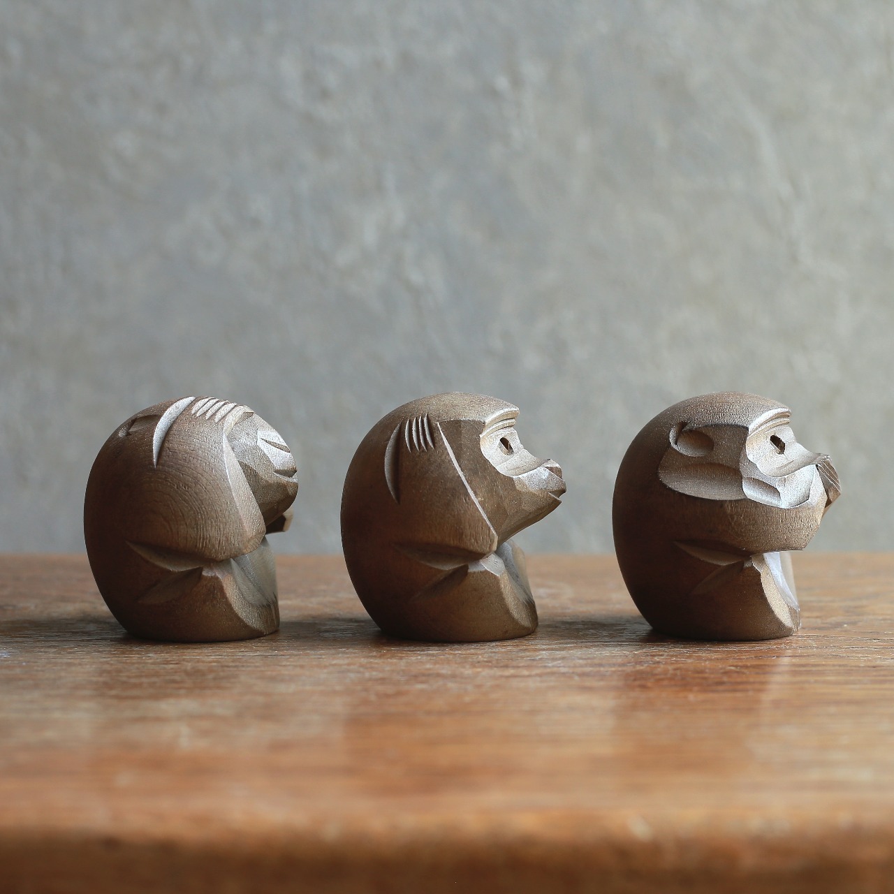 コロンと丸い、見ざる聞かざる言わざる 2